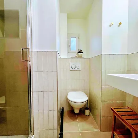 Atelier Thermal, 2 Chambres, Lits Queen Size, Calme, By Tidhome Stays Nancy