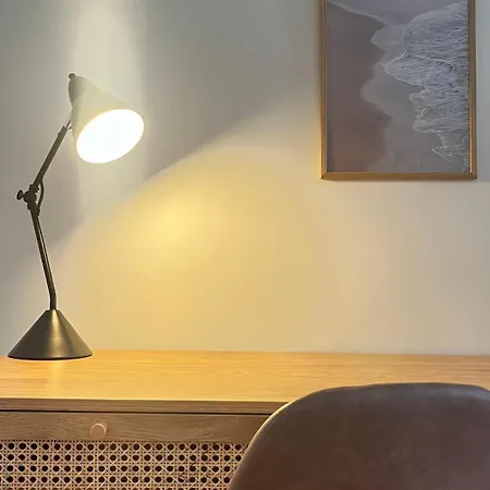 Atelier Thermal, 2 Chambres, Lits Queen Size, Calme, By Tidhome Stays