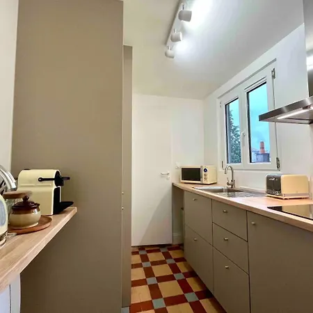 Apartamento Atelier Thermal, 2 Chambres, Lits Queen Size, Calme, By Tidhome Stays *