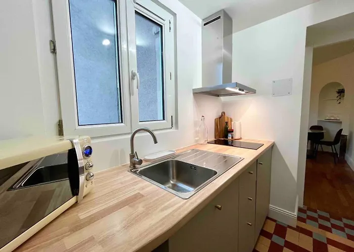 Atelier Thermal, 2 Chambres, Lits Queen Size, Calme, By Tidhome