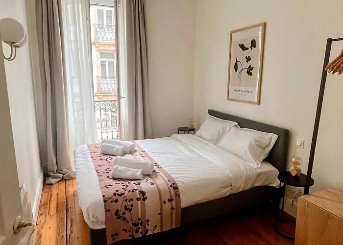 Apartamento Atelier Thermal, 2 Chambres, Lits Queen Size, Calme, By Tidhome Nancy